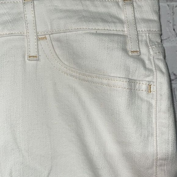 Levi’s Cream Stretch Denim Size 16 EUC - Picture 6 of 13